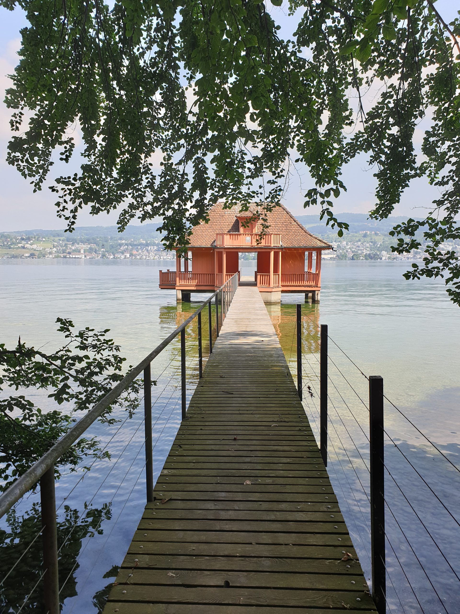 Wunderschönes Badhaus am Zürichsee